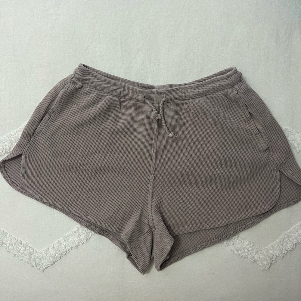 Brandy Melville waffle knit shorts